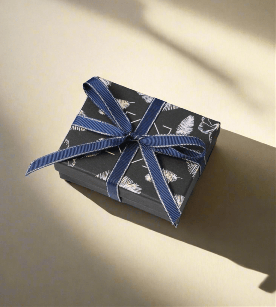 Gift Wrapping - Ornaments Co - 